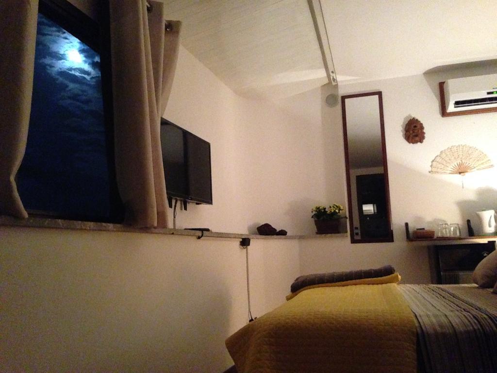B&B La Terrazza Sul Mare Taormina Bagian luar foto