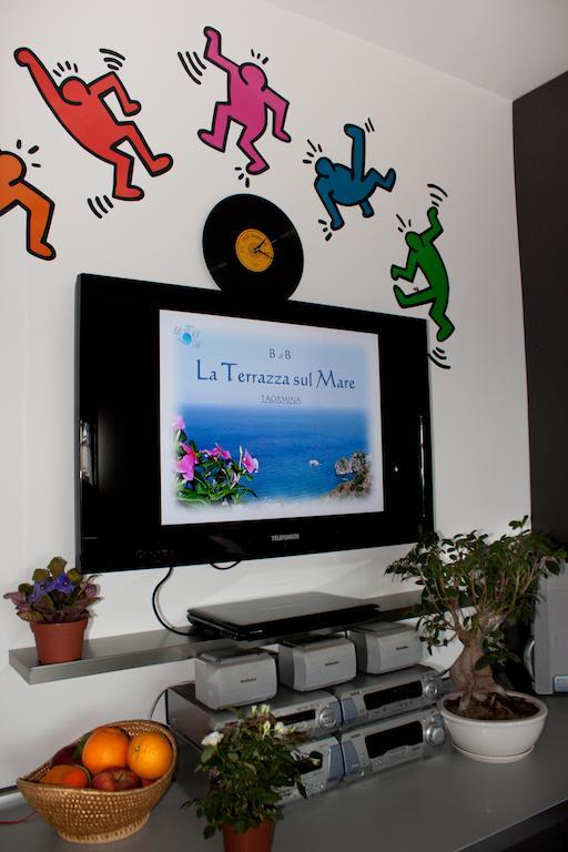 B&B La Terrazza Sul Mare Taormina Bagian luar foto