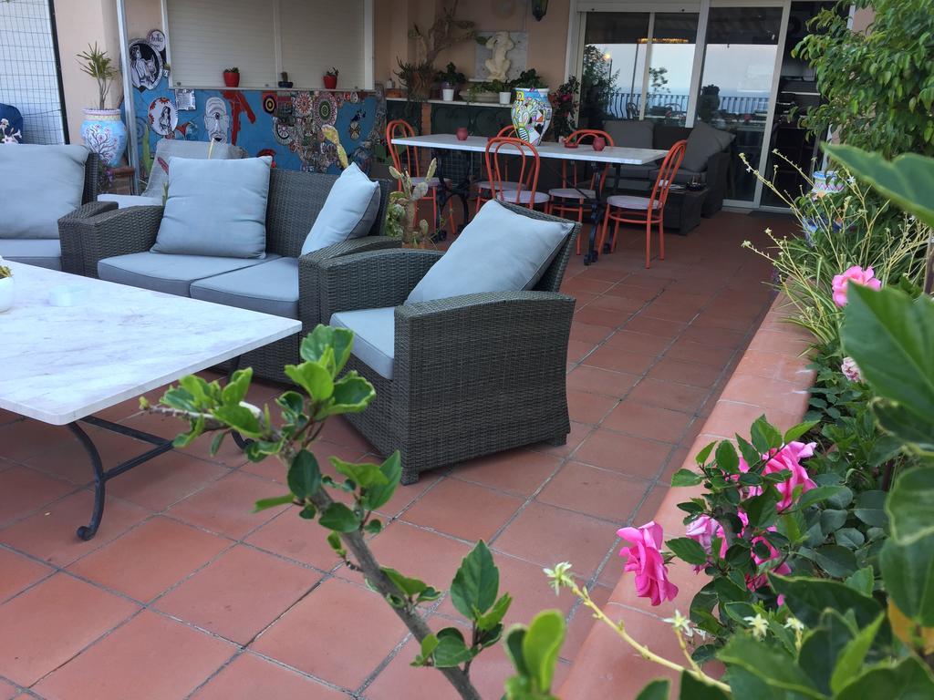 B&B La Terrazza Sul Mare Taormina Bagian luar foto